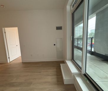 For Lease - 204 Burnhamthorpe Road Unit# 211, Mississauga, Ontario - Photo 4