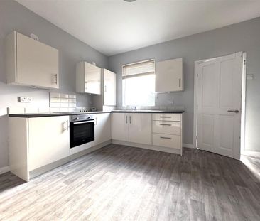 New Street, Worsbrough Dale, S70, Barnsley - Photo 5