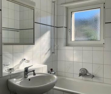 2 Zimmer, 48 m², 1. Stock - Photo 2