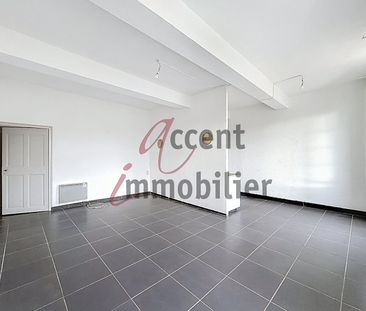 Appartement au 1er étage de 74.46m², situé à Eyragues, - Photo 5