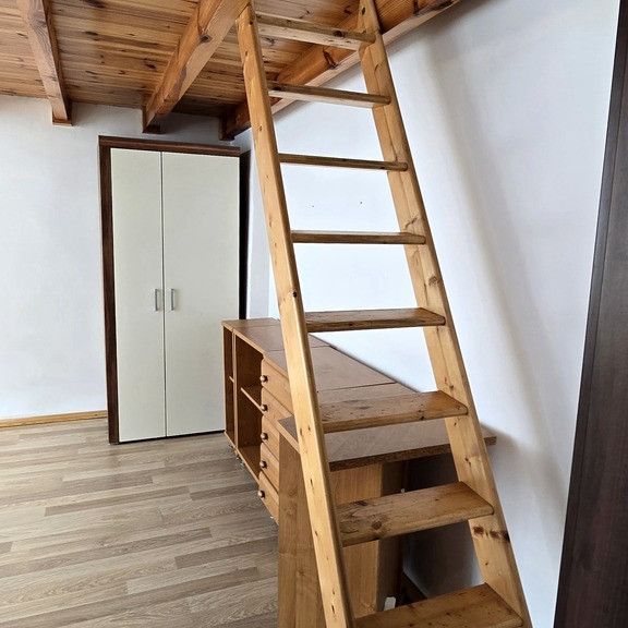 Duża Kawalerka-Centrum 1.piętro-Kamienica - Zdjęcie 1