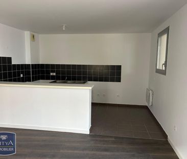 Location Appartement 3 pièces 67m² BORDEAUX 33300 - Photo 2