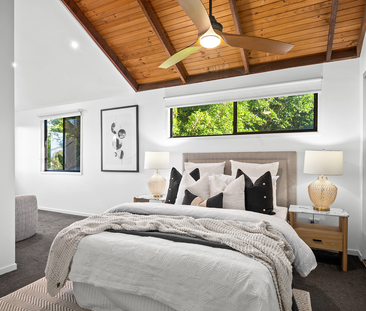 Modern Rainforest Retreat with Dual Living in a Private, Leafy Cul-... - Photo 6