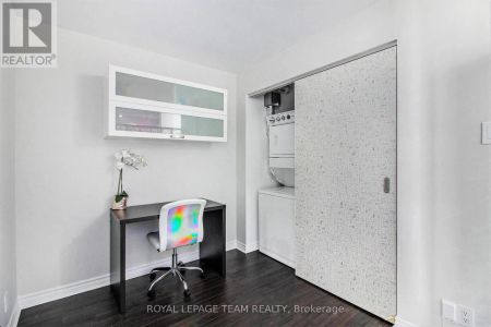 2208 - 324 LAURIER AVENUE W - Photo 3