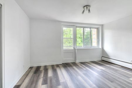 3635 Av. Ridgewood, #208 - Photo 5