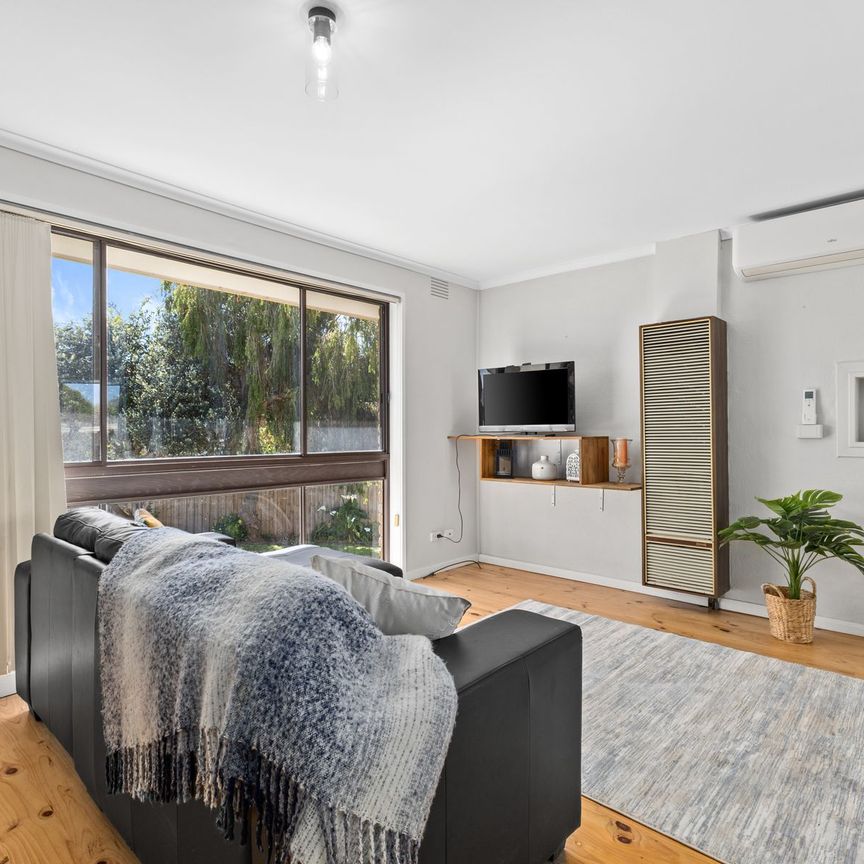 Immaculate Three Bedroom House - Photo 1