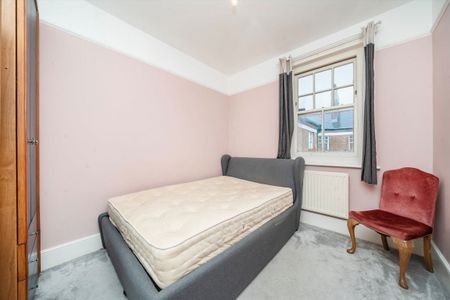 Hammersmith Road, W14 8QG, London - Photo 4