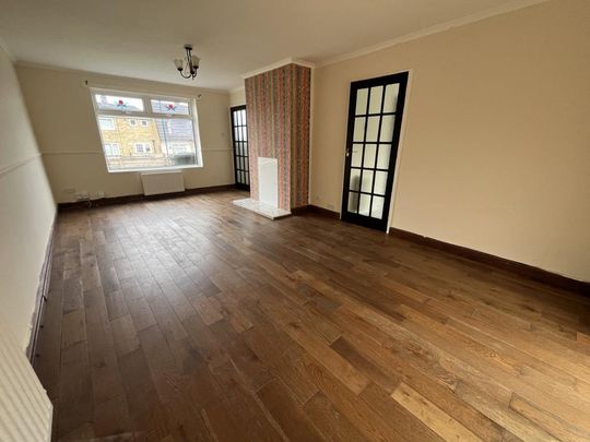 3 bedroom terraced house to rent - Photo 1