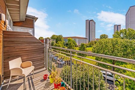 2 bedroom flat to rent - Photo 4