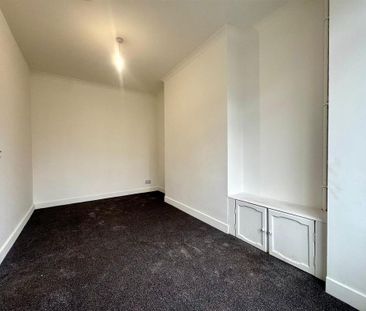 4 bedroom terraced house to rent - Photo 4