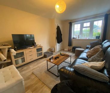 2 bedroom semi-detached house to rent - Photo 2