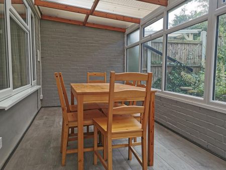 4 bedroom house to rent - Photo 3