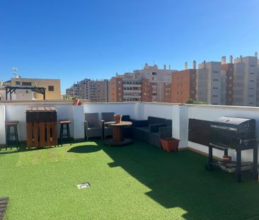 Ático de alquiler en Calle Calle Britania, Playa de San Juan - Photo 1