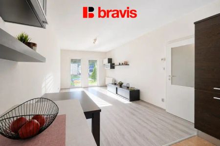 Pronájem bytu 3+kk se zahradou, terasa, 2x parkovací stání, Popůvky - Фото 3