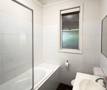 23 Blackbutt Parade, Kotara South - Photo 3