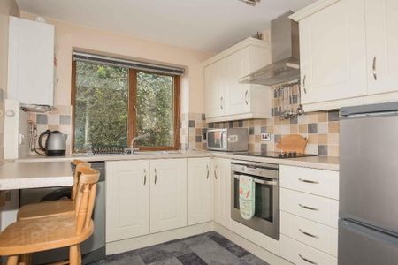 3 Upper Malone Crescent, Belfast, BT9 6PR - Photo 5