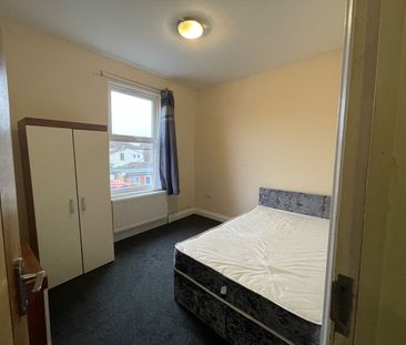 Room in a Shared House, London, IG3 - Photo 6