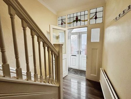 3 bedroom end of terrace house to rent - Photo 3