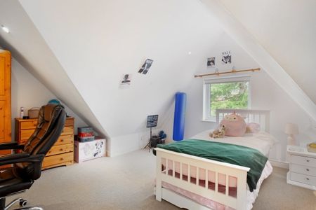 3 bedroom detached house to rent - Photo 4