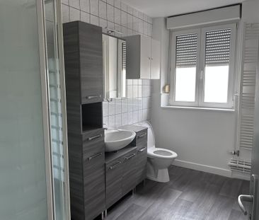 Location Appartement 7 pièces 115m² MULHOUSE 68100 - Photo 4