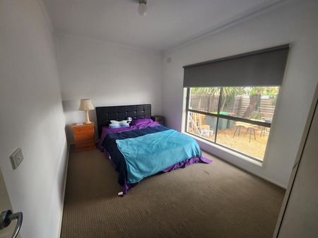 Werribee - Photo 3
