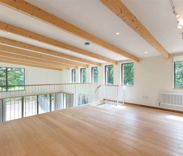 A contemporary newly built home in the sought-after village of Knoc... - Photo 2