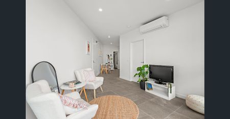 Near new apartment Available now - Photo 3