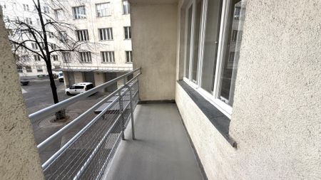 ERSTBEZUG nach GENERALSANIERUNG im City Center!!! Loft-Wohnung im HOCHHAUS HERRENGASSE!!!! - Photo 2