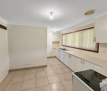 Bright, Airy & Conveniently Located - Photo 2