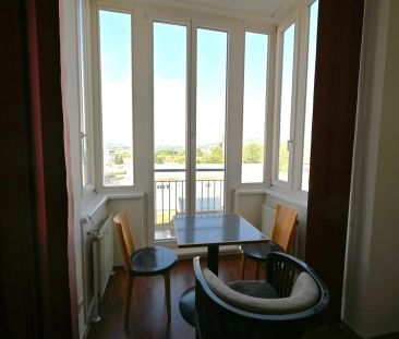 Wohnen mit Stil – Apartment im historischen Gebäude mit Donau-Blick - Photo 2
