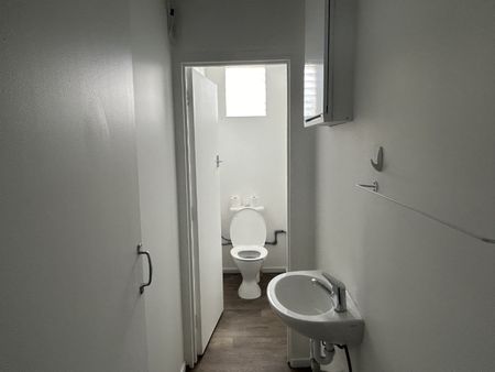 1 Bedroom Unit - Waikawa Road - Photo 2