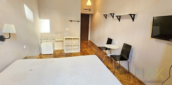 minimalistyczne studio w Starym Mieście - Photo 2