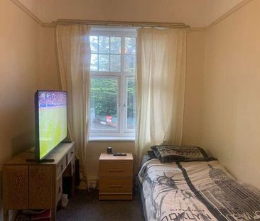 Wimborne Road, BH3 - Photo 5