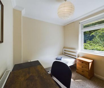 5 bedroom terraced house to rent - Photo 3