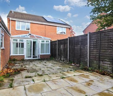 3 Bedroom House to let - Photo 4