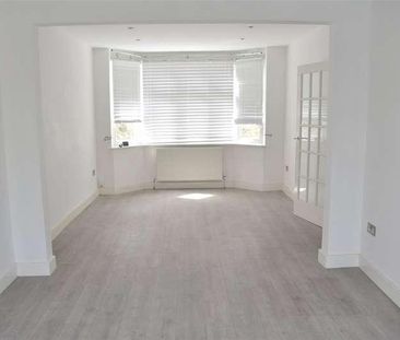 Roke Road, Kenley, CR8 - Photo 1