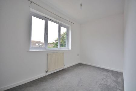 2 bedroom townhouse to rent - Photo 4