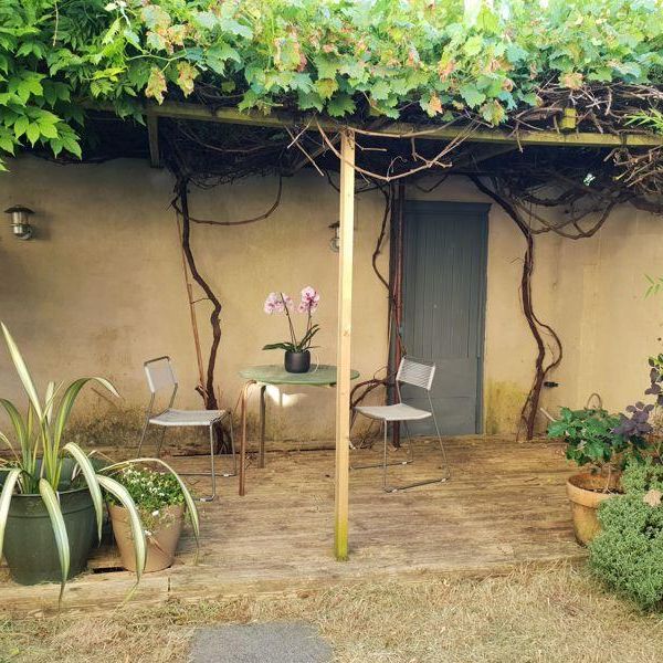 5 bedroom semi-detached house to rent - Photo 1