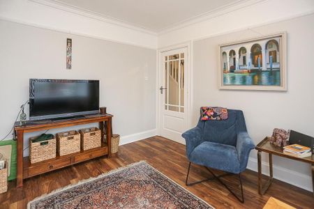 16 Graham Gardens, Belfast, BT6 9FB - Photo 2