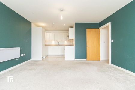 2 bedroom apartment to rent - Photo 3