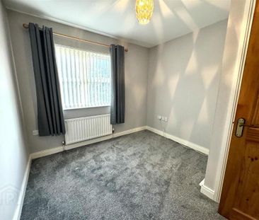 3 East Street Court, Newtownards, BT23 7EZ - Photo 4