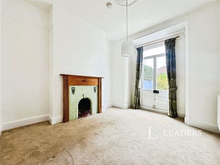 4 bedroom townhouse to rent Grosvenor Road, NR2 - Photo 3