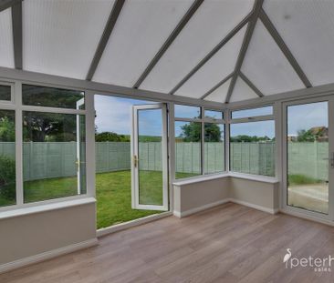 3 bedroom semi-detached house to rent - Photo 3