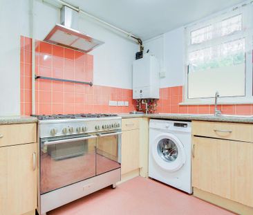 2 bedroom maisonette to rent - Photo 6