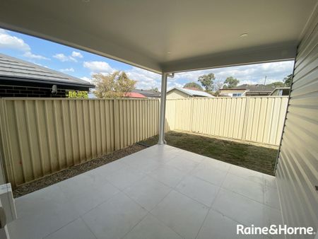 12A Tara Road, Blacktown, NSW 2148 - Photo 3