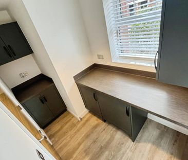 4 bedroom detached house to rent - Photo 1