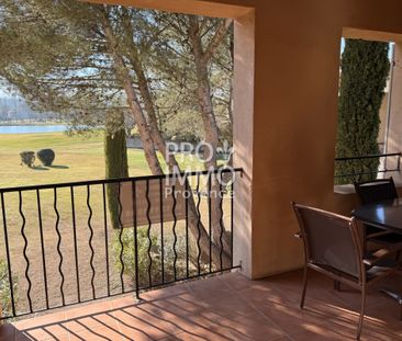 A LOUER GOLF DE PONT ROYAL (13370) MALLEMORT RENOVATION VUE - Photo 5