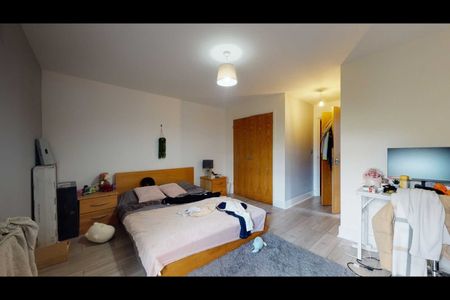 2 Bed Flat, Ridley Road, SW19 - Photo 4