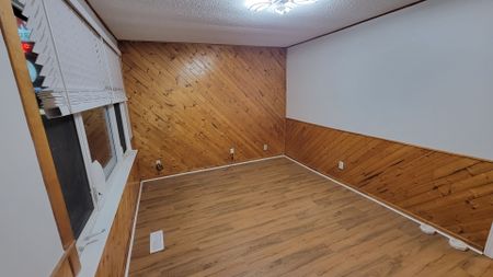 For Lease - 177 Mill Street Unit# 1, Essa, Ontario - Photo 2