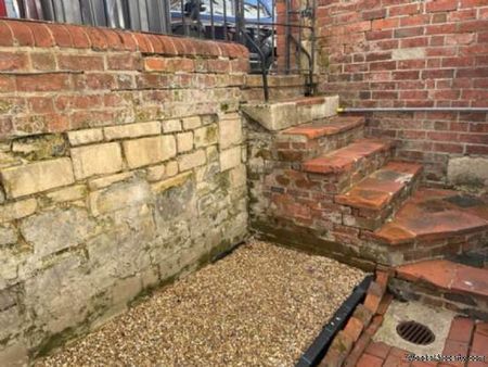 1 bedroom property to rent in Reading - Photo 4